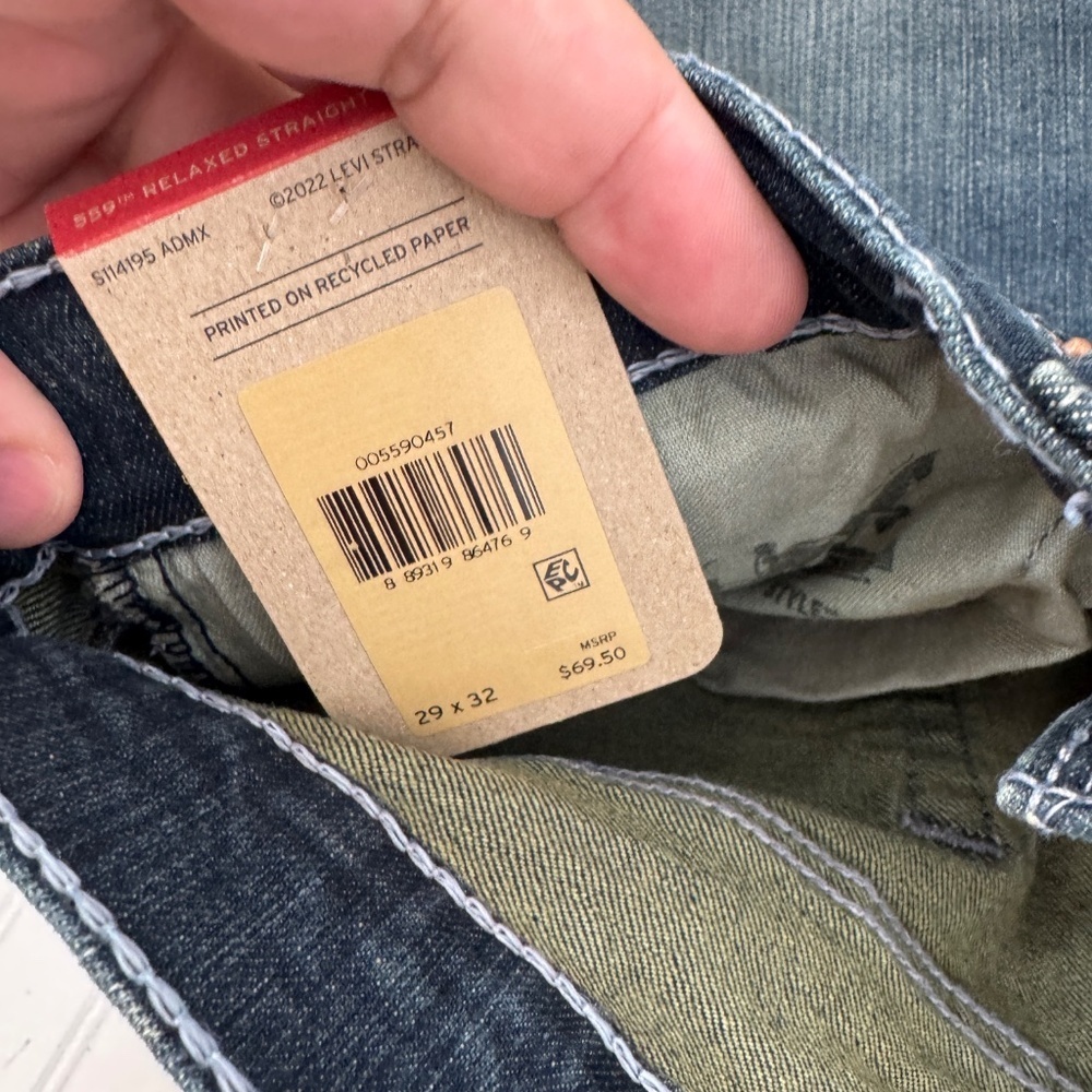 NEW Levi 559 Relaxed Straight W29 L32 Men's Jeans - Picture 7 of 9